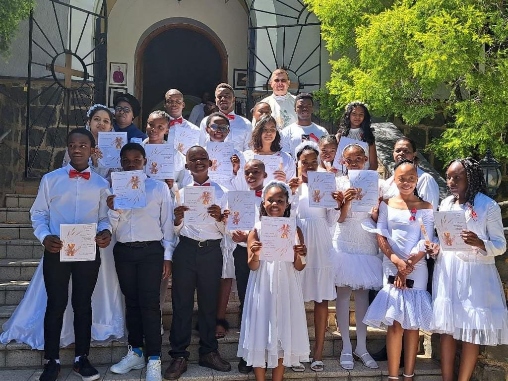 First Holly Communion - The communicants with their certificates